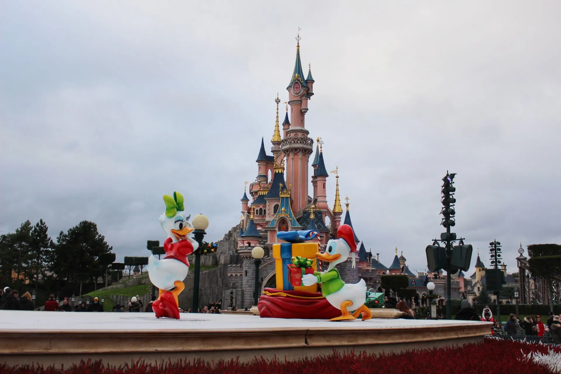 DisneyLandParis_1.jpg